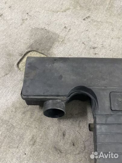 Резонатор воздушного фильтра Ford Fusion I рестайл