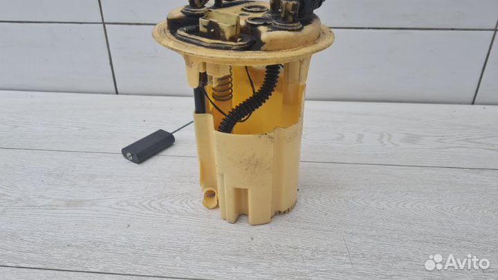 Бензонасос Peugeot 3008 1 DV6C 2012