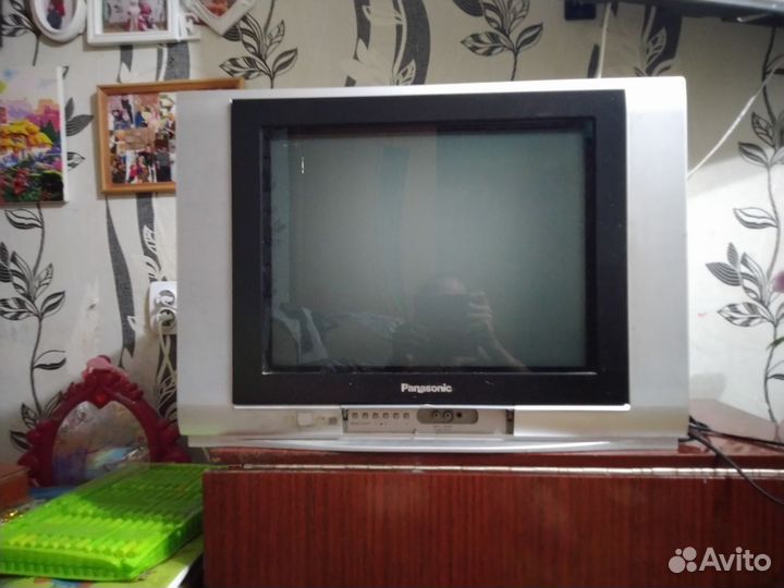 Телевизор Панасоник