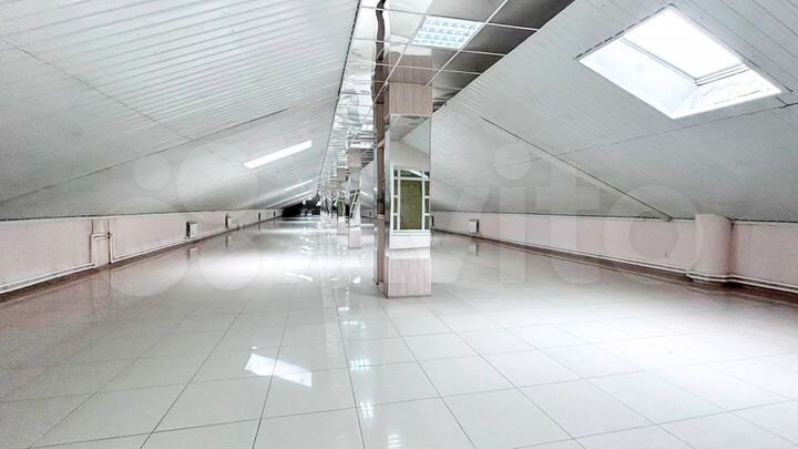 Свободного назначения, 950 м²