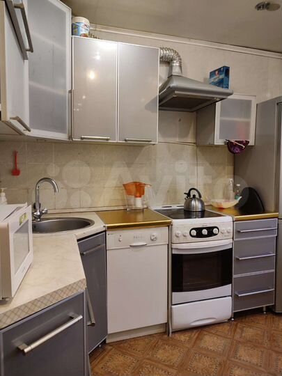 2-к. квартира, 56 м², 1/2 эт.