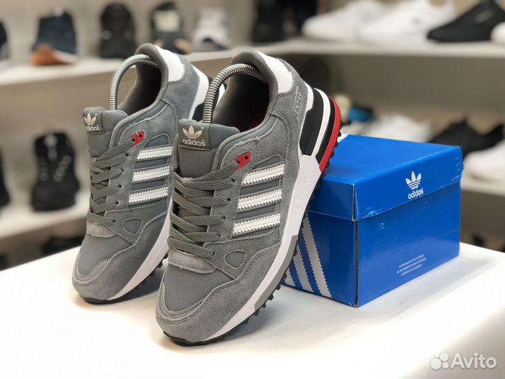 Кроссовки Adidas zx750