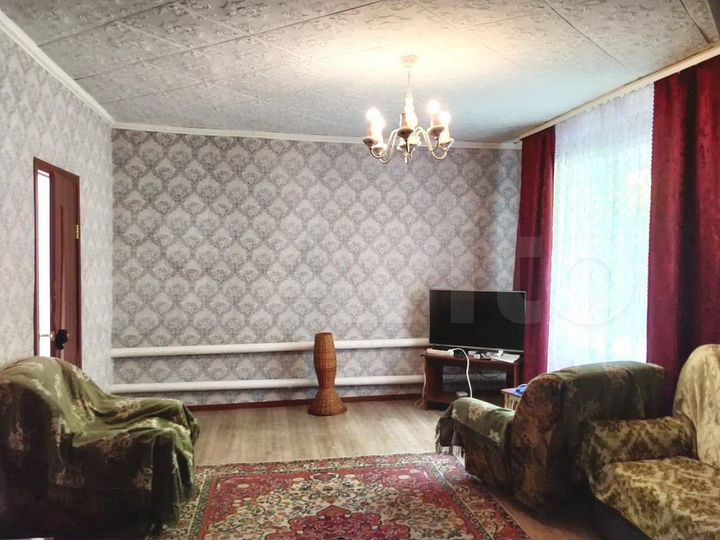 Дом 67,7 м² на участке 7,6 сот.