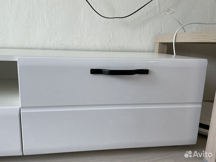 Тумба под тв