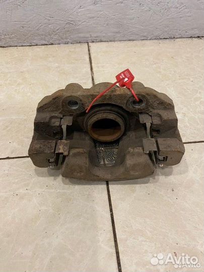 Тормозной суппорт R13 передний правый Daewoo Nexia