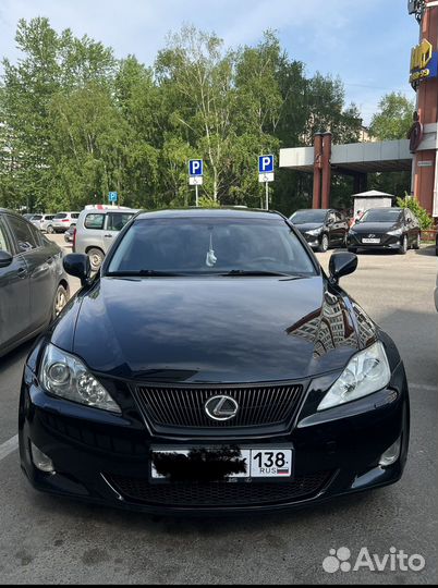 Lexus is 250 бампер