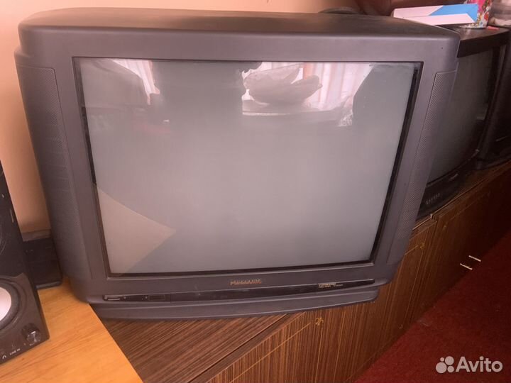 Телевизор panasonic