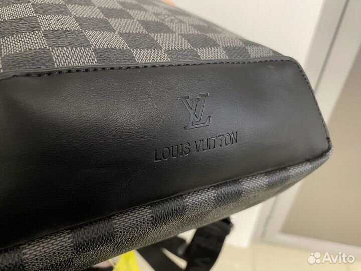 Сумка через плечо Louis Vuitton