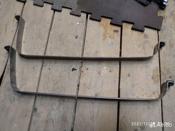 Кронштейны бензобака бмв е60 Япония пара