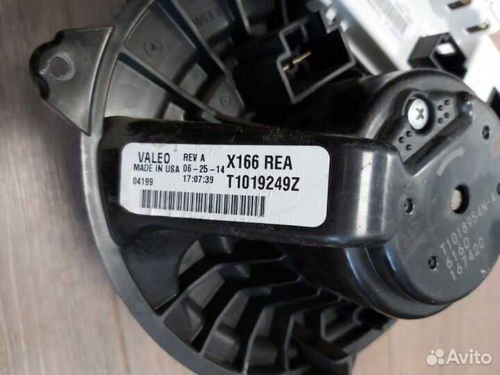 Мотор печки Mercedes Gl 500 4Matic 166 278.928