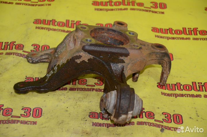 Кулак поворотный задний левый Kia Ceed