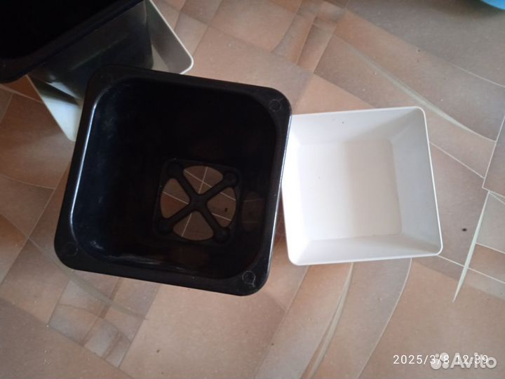 Горшки для цветов