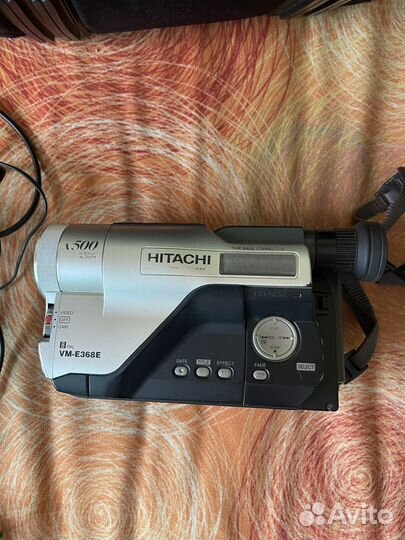 Видеокамера hitachi VM-E368E