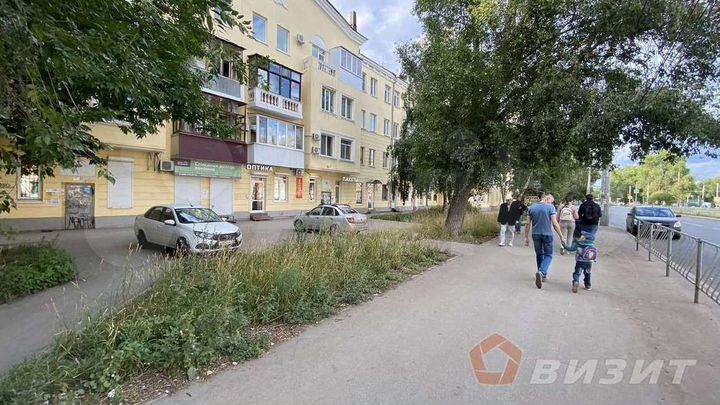 Торговая площадь, 65 м²