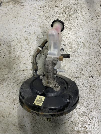 Вакуумный усилитель тормозов Kia Rio 3