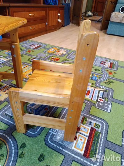 Стол и стул для ребёнка