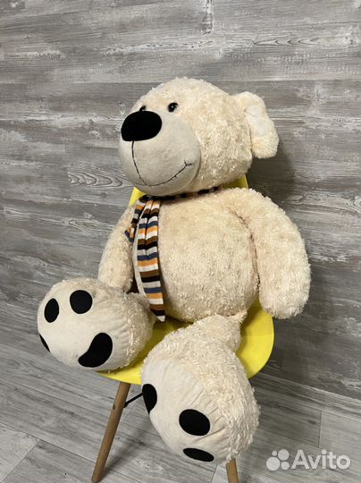 Плюшевый медведь