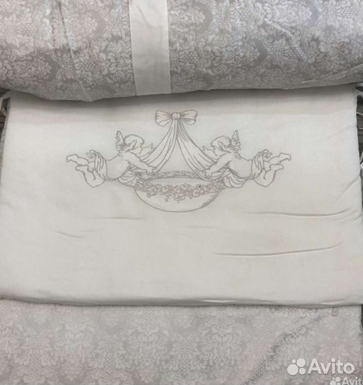 Бортики в кроватку и постельное белье