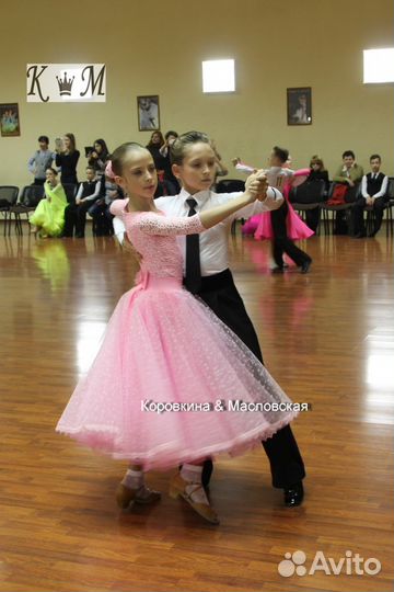 Пошив платьев для бальных танцев