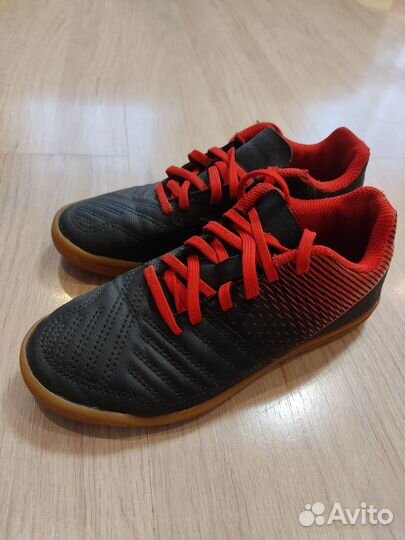 Футзалки kipsta