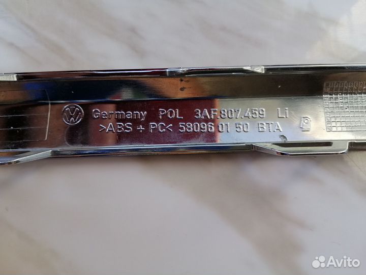 Молдинг бампера задний левый Volkswagen Passat B7