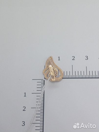 Серьги с синтетическим камнем Золото