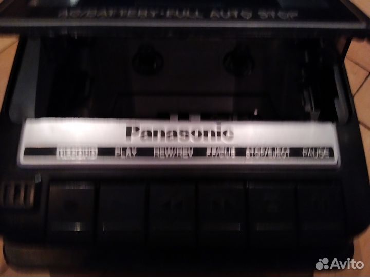 Кассетный магнитофон Panasonic RQ-2102 (моно)