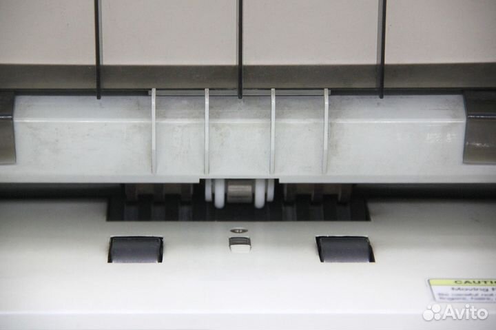 Cчетчик банкнот Shinwoo SB-1100