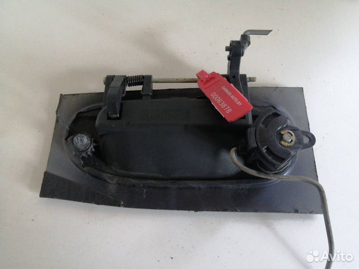 Ручка наружная двери передней правой Mitsubishi