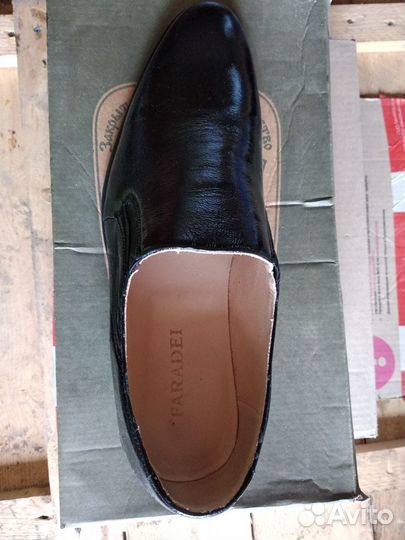 Туфли уставные из натуральной лаковой кожи