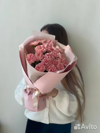 Букет из цветных диантусов