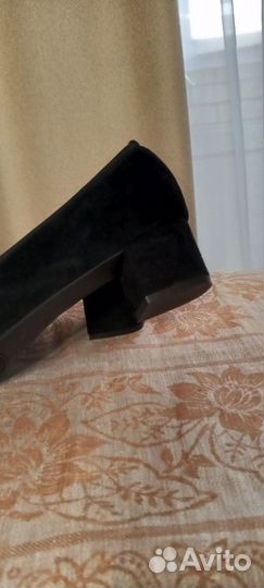 Туфли женские 40 р натуральная замша новые
