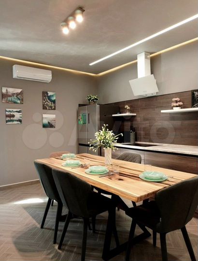 2-к. квартира, 78 м², 2/3 эт.