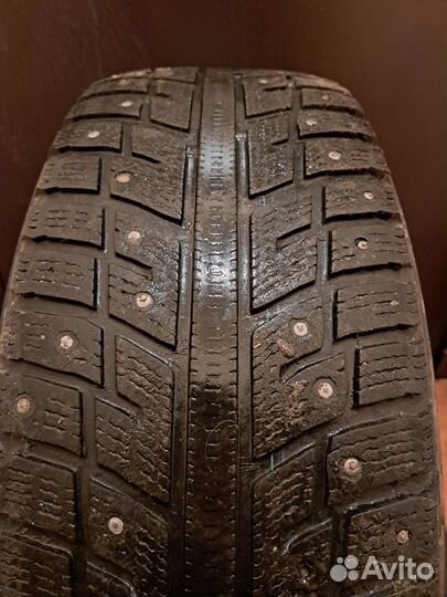 Kumho I'Zen KW22 235/65 R17