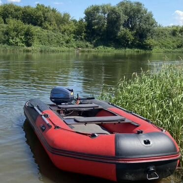 Лодка Hunterboat 365 ЛКА