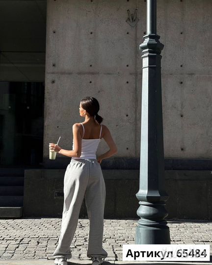 Спортивные штаны женские