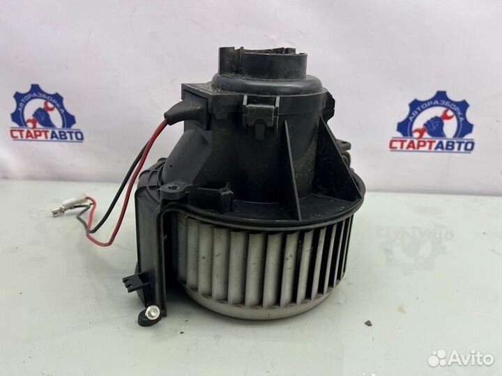 Моторчик отопителя Opel Astra H Gtc хэтчбек Z16XEP