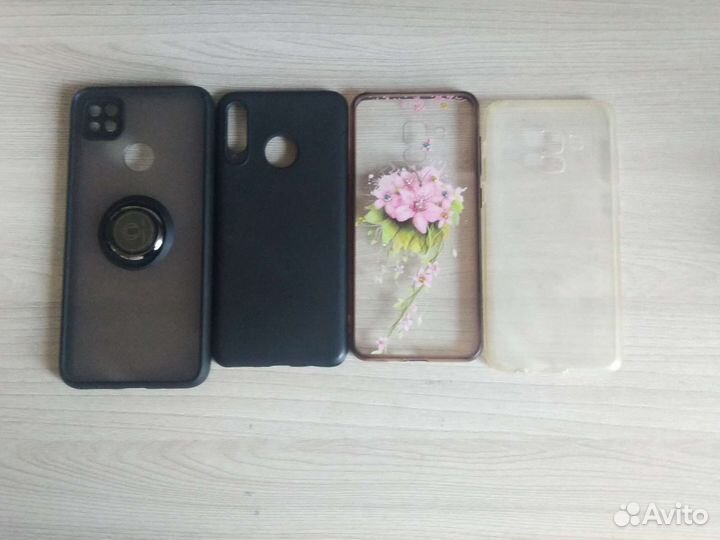 Чехлы на телефоны