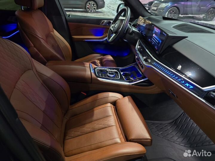 BMW X7 3.0 AT, 2023, 22 000 км