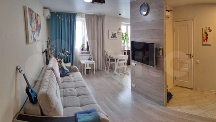 Доля в 2-к. квартире, 45,4 м², 8/9 эт.