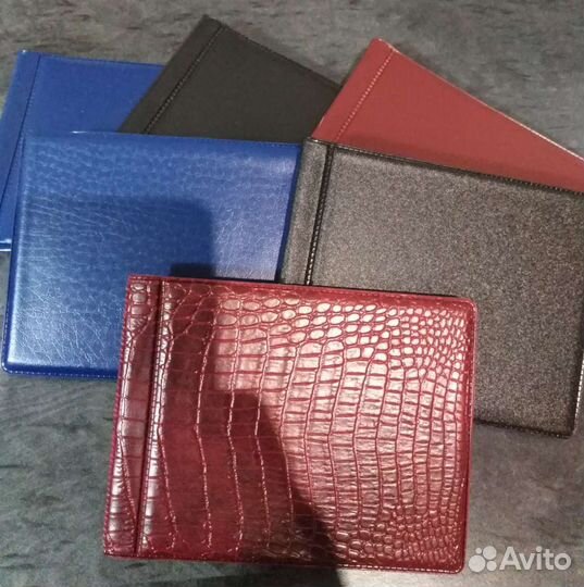 Монетники, папки на кольцах, листы для монет и бан