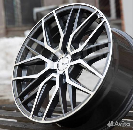 Диск литой Replica VPS-EVO5 R18 5x114.3