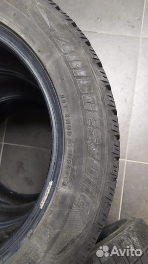 Bridgestone Blizzak WS-60 215/55 R16
