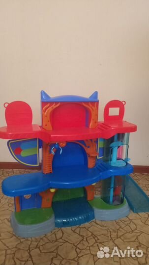 Штаб герои в масках с горкой