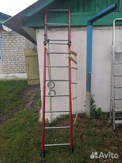 Детская шведская стенка