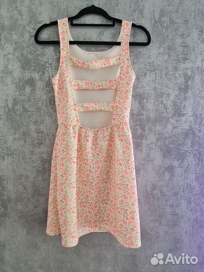 Платье bershka летнее xs (152-158) б/у