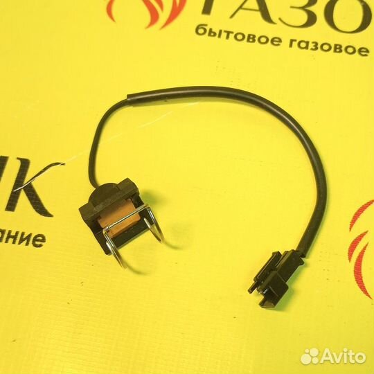 Датчик Холла накладной с защелкой (Китай)