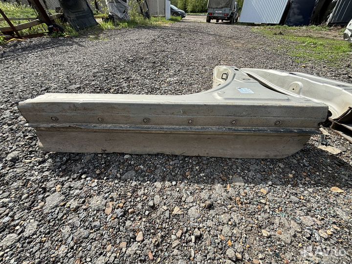 Центральная стойка Nissan X-Trail T31