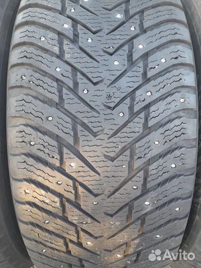 Nokian Tyres Hakkapeliitta 8 SUV 285/60 R18 116T