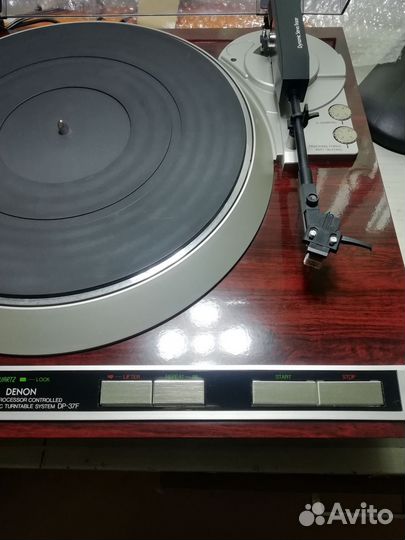 Проигрыватель виниловых пластинок Denon dp-37f